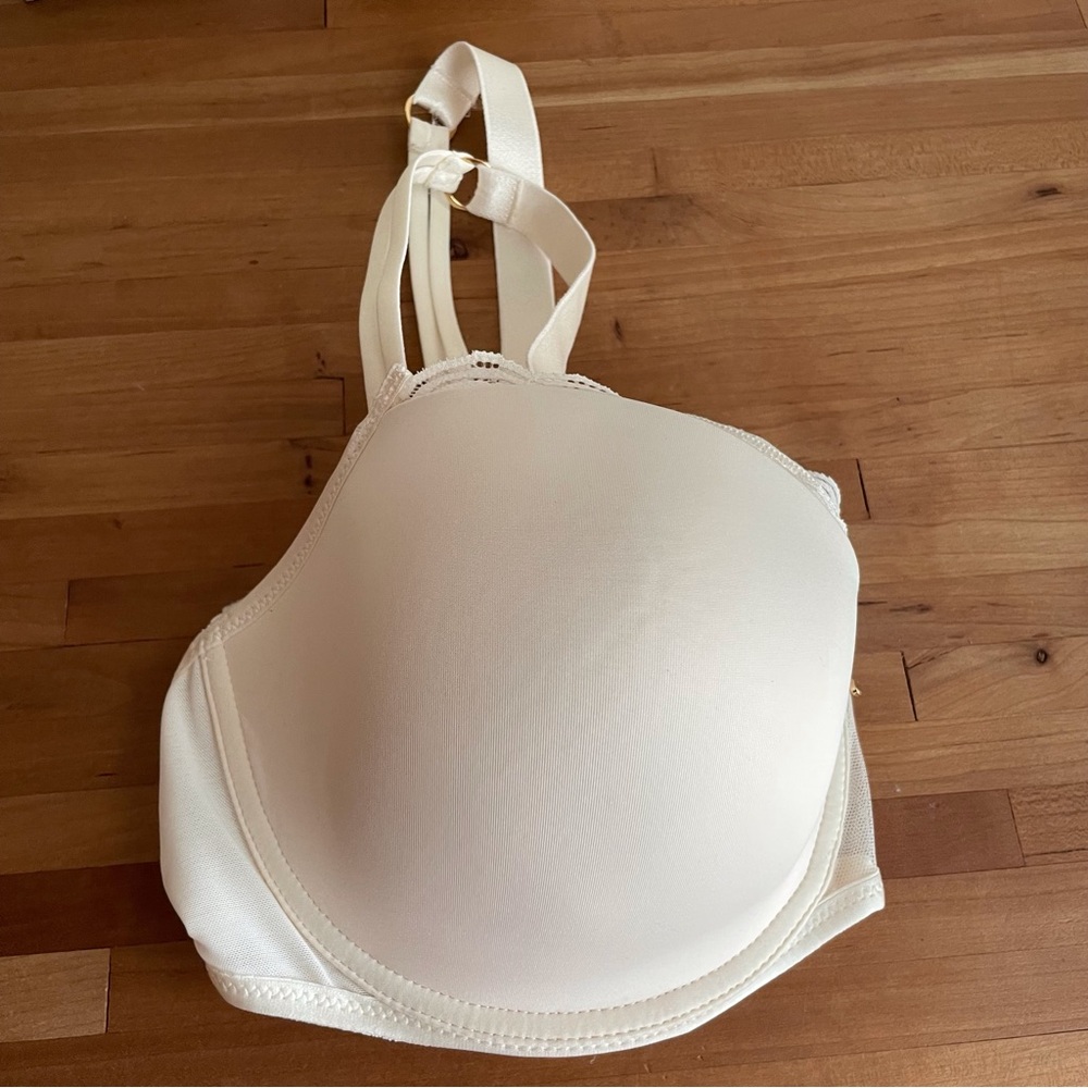 Chantelle 34G Cream Balcony Plunge Bra